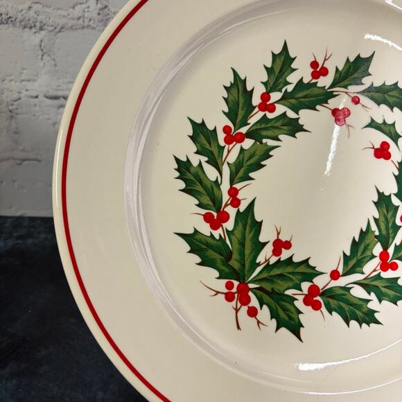 Vintage Taylor Smith & Taylor Holiday Wreath Ironstone Dinner Plates, Set of 5 - Picture 3 of 7